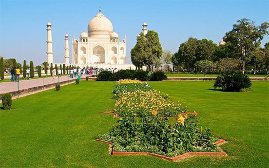 Taj Mahal garden