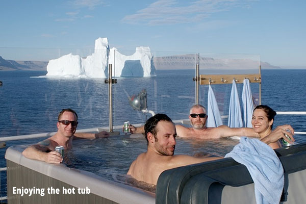 akademik ioffe hot tub