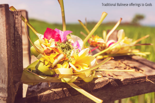 Traditional Balinese offerings to Gods
